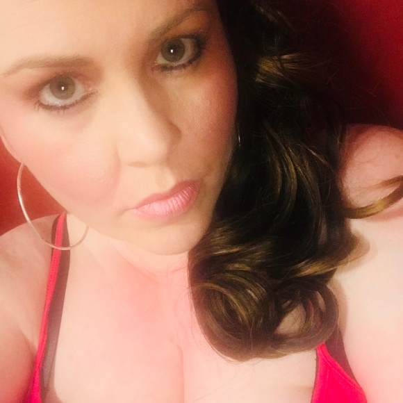 Meet your Posher, Ruby - Picture 1 of 1